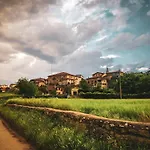 Curry, Nature & Wine Retreat For Two *
