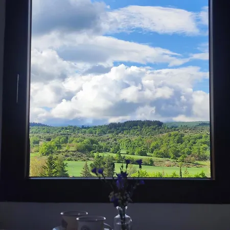 Curry, Nature & Wine Retreat For Two Pariza