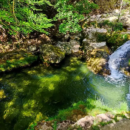 Curry, Nature & Wine Retreat For Two Hébergement de vacances *