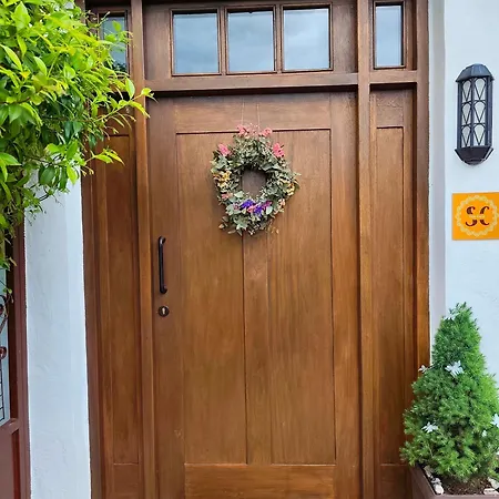 Curry, Nature & Wine Retreat For Two